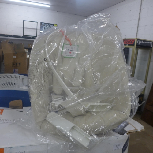5264 - A boxed Stokke Tripp Trapp detachable seat for a newborn baby