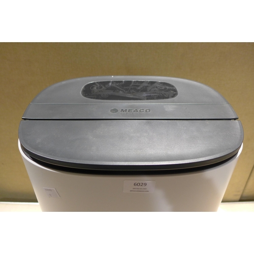 6029 - Meaco 18L dehumidifier, Original RRP £199.99 + VAT (351-92) *This lot is subject to VAT