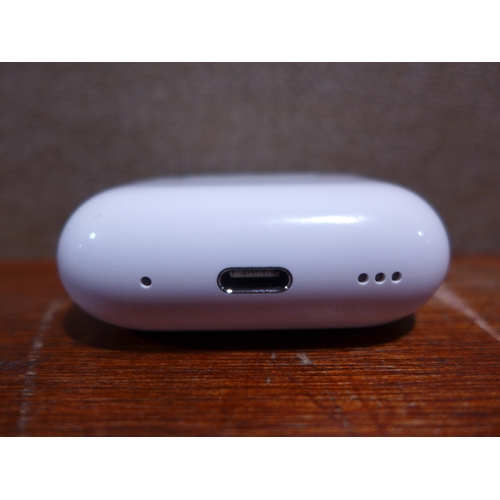 6087 - Apple AirPods Pro with charging case (2nd generation)(USB-C) model no: mtjv3zm/a, Original RRP £179.... 