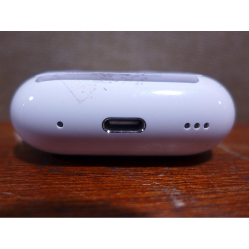 6093 - Apple AirPods Pro with charging case (2nd generation)(USB-C) model no: mtjv3zm/a, Original RRP £179.... 