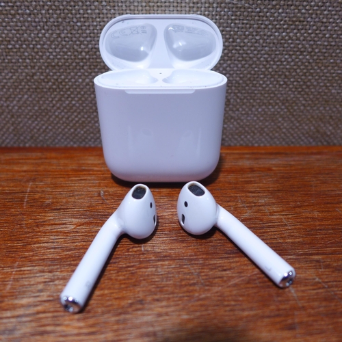 6111 - Apple AirPods with charging case (2nd generation) model no: mv7n2zm/a, Original RRP £99.99 + VAT (34... 