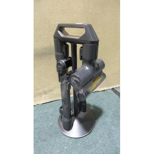 6135 - Samsung bespoke stick vacuum cleaner and caddy, Original RRP £499.99 + VAT (352-496) *This lot is su... 