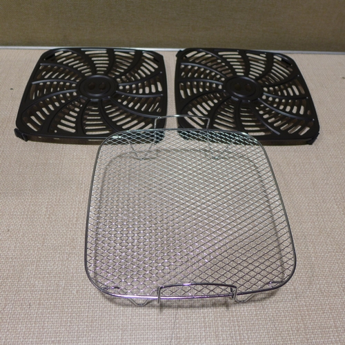 6152 - Gourmia window air fryer   (352-187) *This lot is subject to VAT