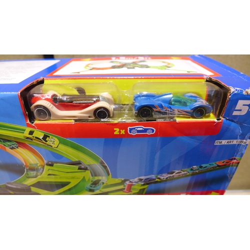 6169 - Zing atomic power poppers, Hotwheels Action colossal track and a Disney spider man blanket (351-31,4... 