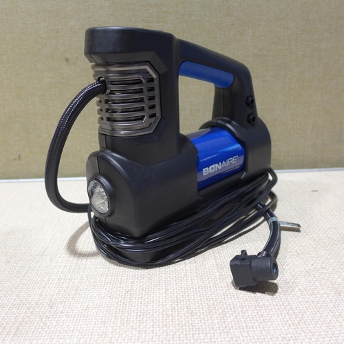 6178 - Bonaire 12v tyre inflator with box *This lot is subject to VAT