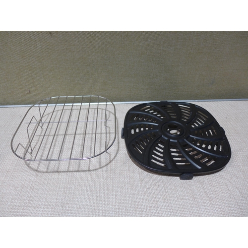 6179 - Gourmia 7Qt air fryer *This lot is subject to VAT