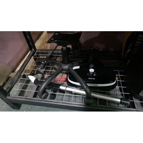 6311 - quantity of scrap including Delonghi Dragon radiator, Gourmia air fryer 7Qt, Powerglide floor cleane... 