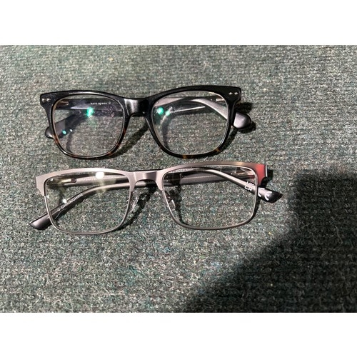 6043 - FGX reading glasses and Scosche magic mount pro 2 dash mounts (351-70,200) *This lot is subject to V... 