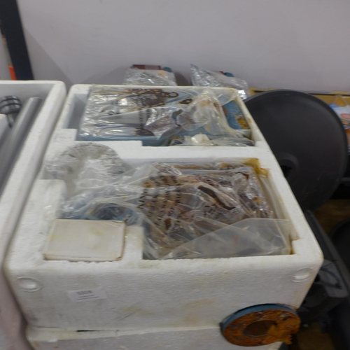 5318 - Two Clarke CDP5EB 230v 5 Speed Bench Mounted Pillar Drills* This lot is subject to VAT