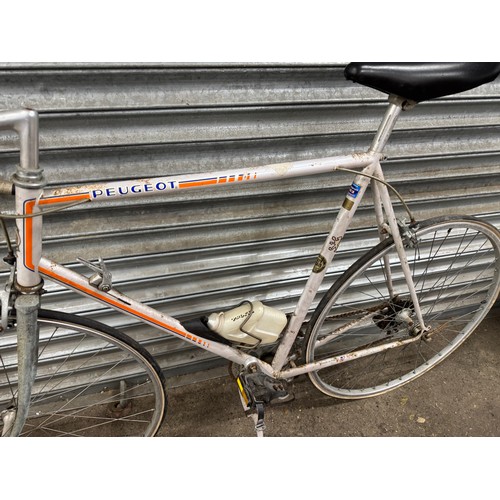 5153 - A vintage Peugeot gents road bike with Carboprofil 103 tube frame