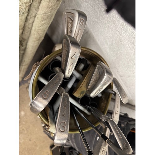 5214 - A full set of Ben Sayers Contact TPR golf clubs with a McGregor golf bag