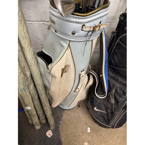 5214 - A full set of Ben Sayers Contact TPR golf clubs with a McGregor golf bag