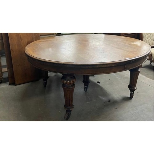 Lot 220       