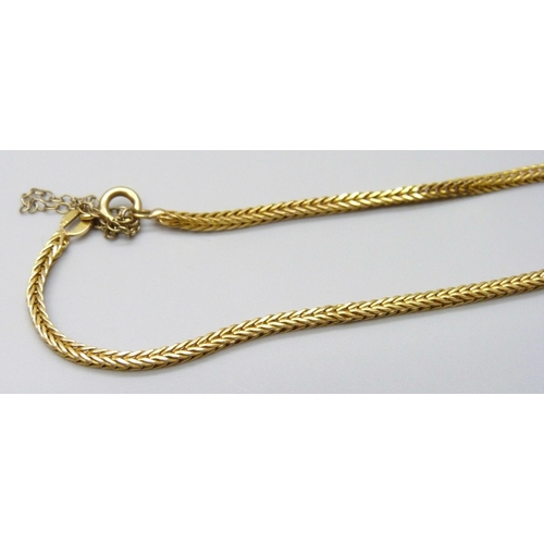 7030 - An 18ct yellow gold bracelet, 7g, 21.5cm