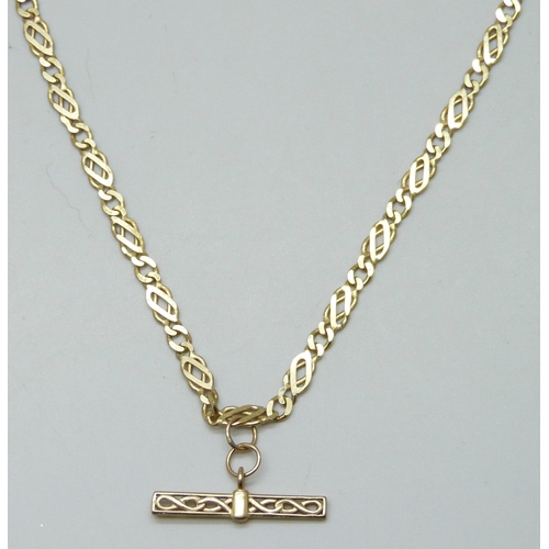 7073 - A 9ct gold Celtic knot design necklace with T bar pendant, 10.9g, 46cm