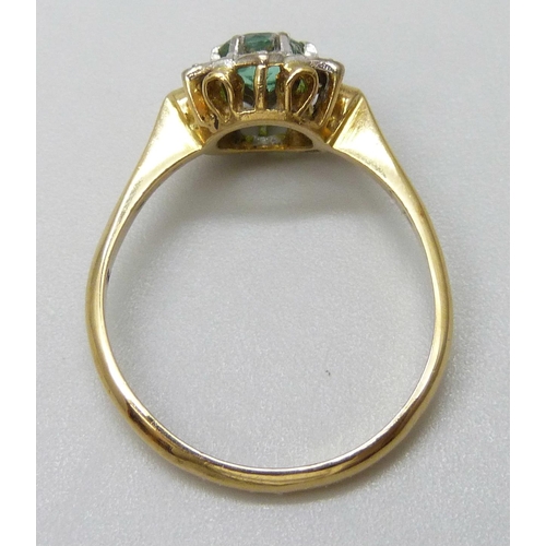 7088 - An 18ct gold green stone and diamond cluster ring, 2.7g, N