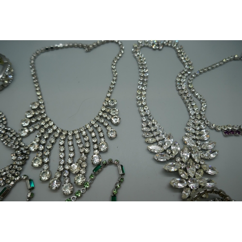 7157 - A collection of vintage paste set jewellery