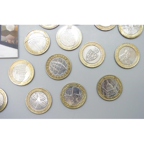 7191 - A collection of commemorative £2 coins including Charles Dickens, World War I, Florence Nightingale,... 