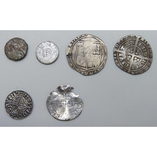 7202 - A collection of coins including Edward III, 1327-1377 silver groat, Roman coin from Hatfield Hoard, ... 