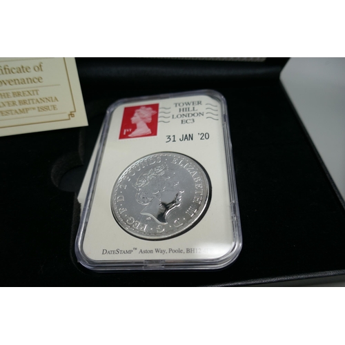 7229 - Coins; The Jubilee Monarchs silver coin set, 1887 silver shilling and 1977 silver crown cased and a ... 