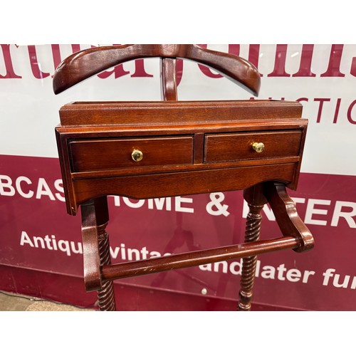 2086 - A Victorian style two drawer barley twist mahogany gentleman's valet stand