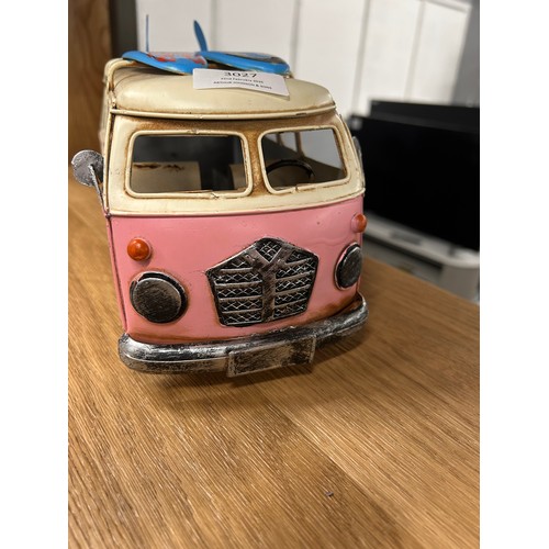 3027 - A Retro VW van ornament