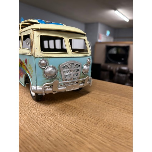 3028 - A Retro VW van ornament