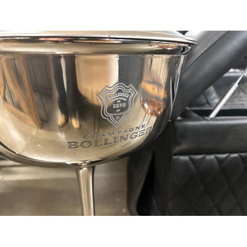 3030 - A chrome champagne stand