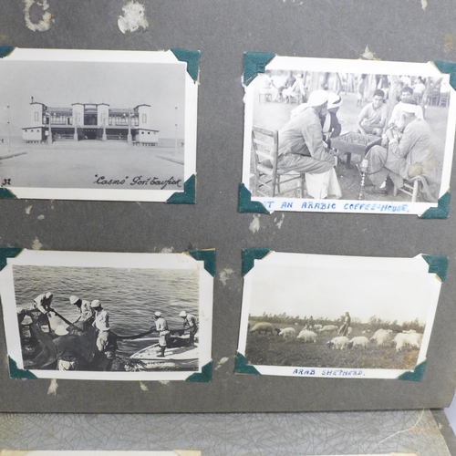 2046 - An album of WWII photographs, 1942 Ataka Egypt, Alexandria, Stanley Bay, Suez, Cairo, aircraft, ship... 