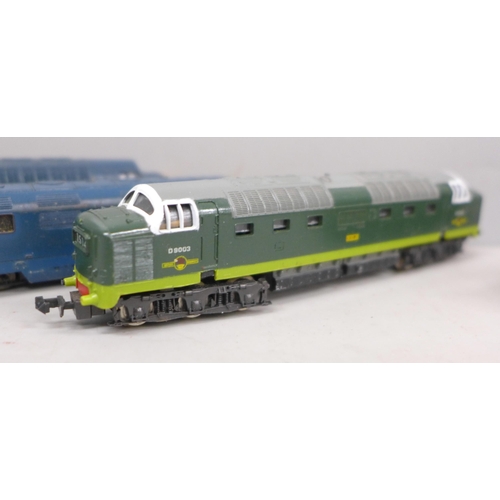 2074 - Nine N gauge model locomotives including Lima and Rapido, three a/f