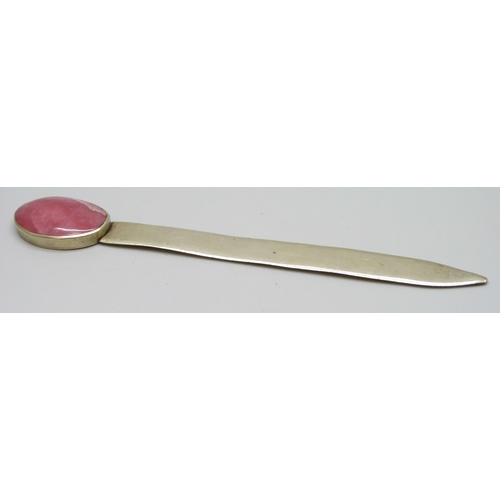 2225 - A rhodonite set white metal letter opener, marks verso, 16cm, 30g