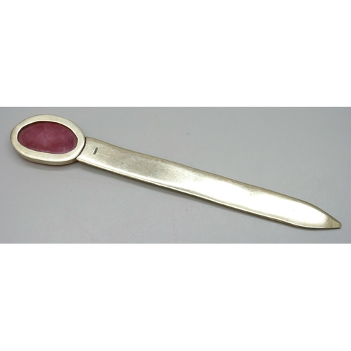 2225 - A rhodonite set white metal letter opener, marks verso, 16cm, 30g