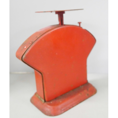 2275 - A Russell & Erwin MF'G Co door knob display together with a set of Autoway red postal scales and lar... 