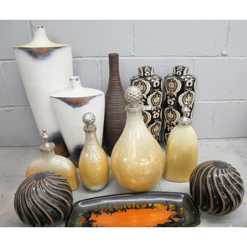 2291 - A collection of modern decorative vases, a wall sunburst art piece, and dish **PLEASE NOTE THIS LOT ... 