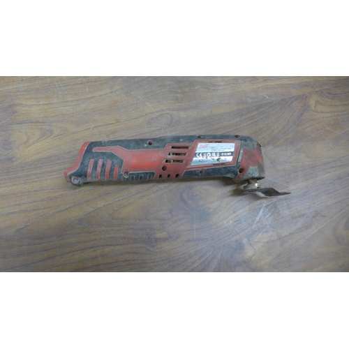 5019 - 2 Milwaukee power tools including a M18 hammer drill and a M12 multi tool