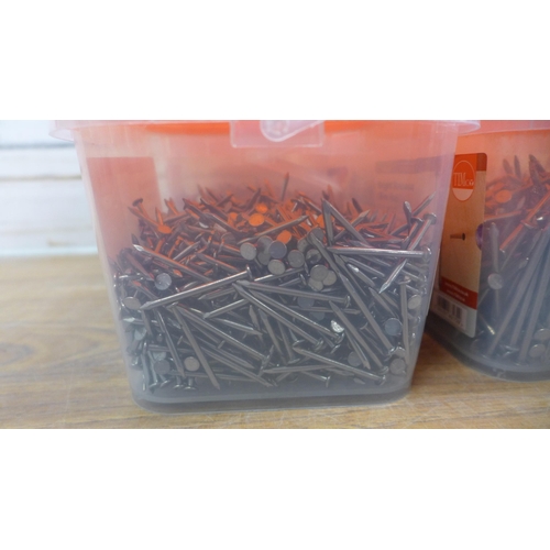 5021 - 6 boxes of bright round wire nails