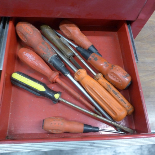 5022 - A Clarke 4 drawer metal tool box containing various sockets, spanners, screwdrivers, etc.