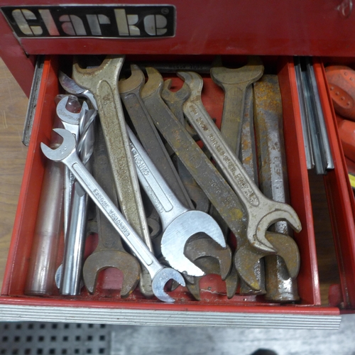 5022 - A Clarke 4 drawer metal tool box containing various sockets, spanners, screwdrivers, etc.