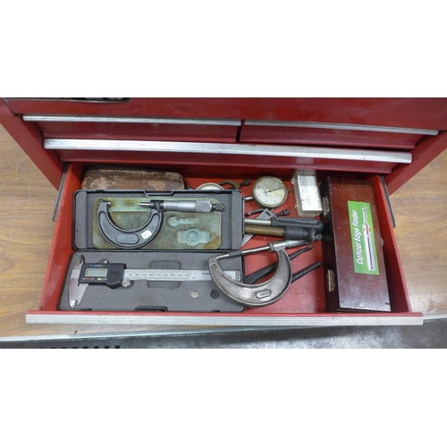 5022 - A Clarke 4 drawer metal tool box containing various sockets, spanners, screwdrivers, etc.