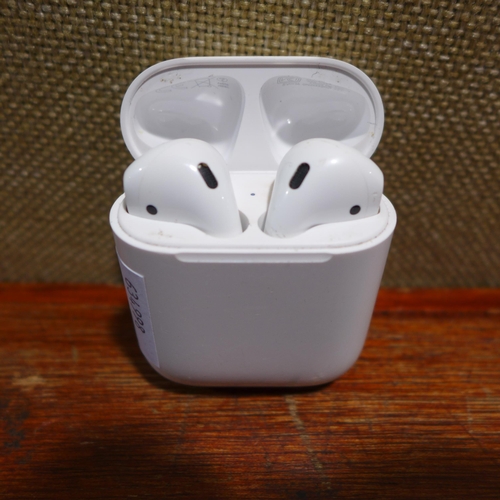 6082 - Apple AirPods with charging case (2nd generation) model no: mv7n2zm/a, Original RRP £99.99 + VAT (35... 