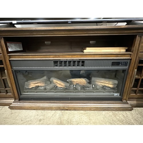 3063 - An Everett media entertainment unit with electric fire