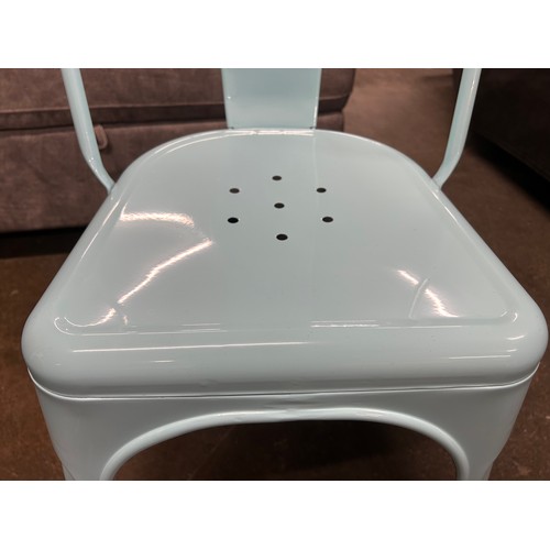 3198 - A baby blue metal dining chair