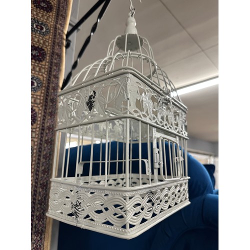 3133 - A set of bird cages