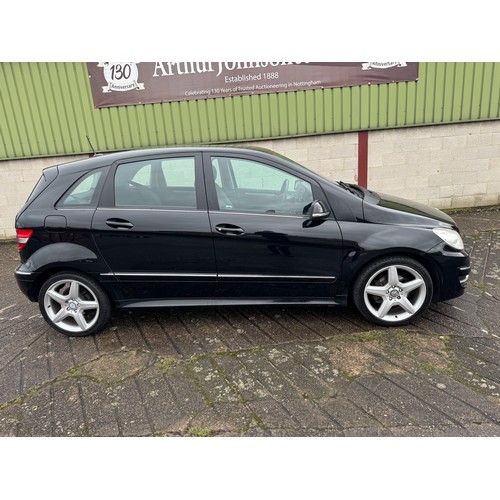 5289 - A 2011 Mercedes-Benz B180 Sport CDi Automatic gearbox KV11 MKO Diesel 1991cc 60908 recorded miles MO... 