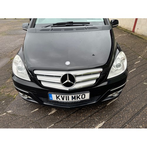 5289 - A 2011 Mercedes-Benz B180 Sport CDi Automatic gearbox KV11 MKO Diesel 1991cc 60908 recorded miles MO... 