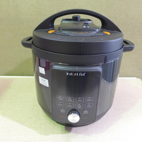 6020 - Instant Pot 5.7L pressure cooker  (352-541) *This lot is subject to VAT