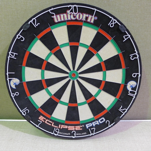 6022 - Unicorn E-Pro dartboard (352-526) *This lot is subject to VAT