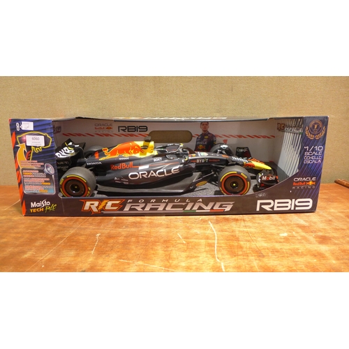 6060 - F1 Red Bull & Ferrari race car with remote control (352-261) *This lot is subject to VAT