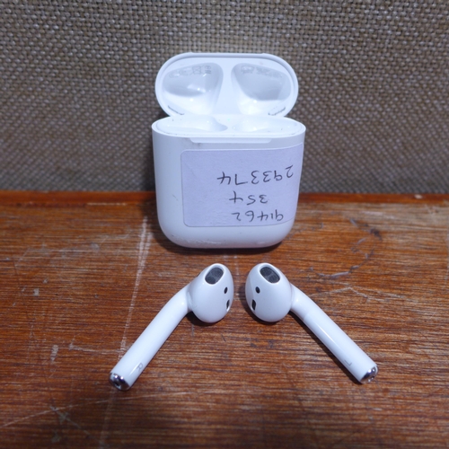 6074 - Apple AirPods with charging case (2nd generation) model no: mv7n2zm/a, Original RRP £99.99 + VAT (35... 