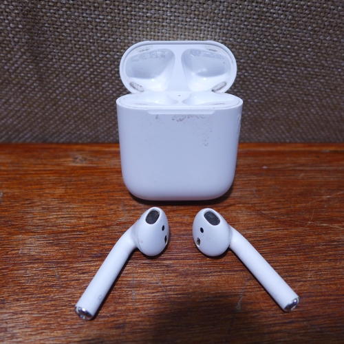 6084 - Apple AirPods with charging case (2nd generation) model no: mv7n2zm/a, Original RRP £99.99 + VAT (35... 